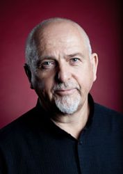 Peter Gabriel přijede v říjnu do Prahy