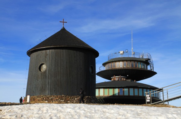 Kaple sv. Vavřince na vrcholu Sněžky (1602 m)