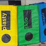 Kontejnerem život tříděného odpadu teprve začíná
