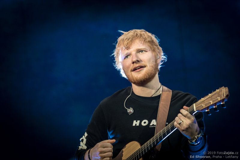 Ed Sheeran - foto z pražského koncertu © FotoZajda.cz